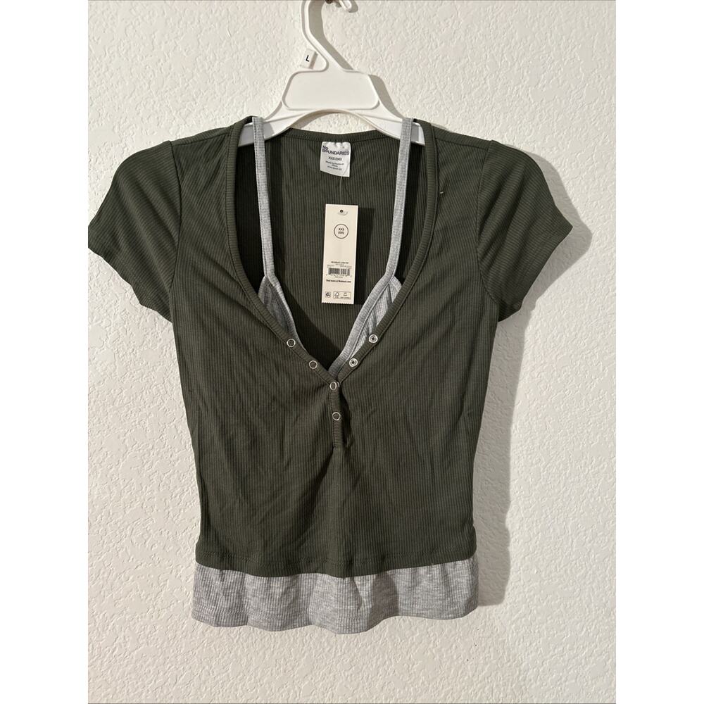 Women’s XXS Henley Top NWT Green & Gray